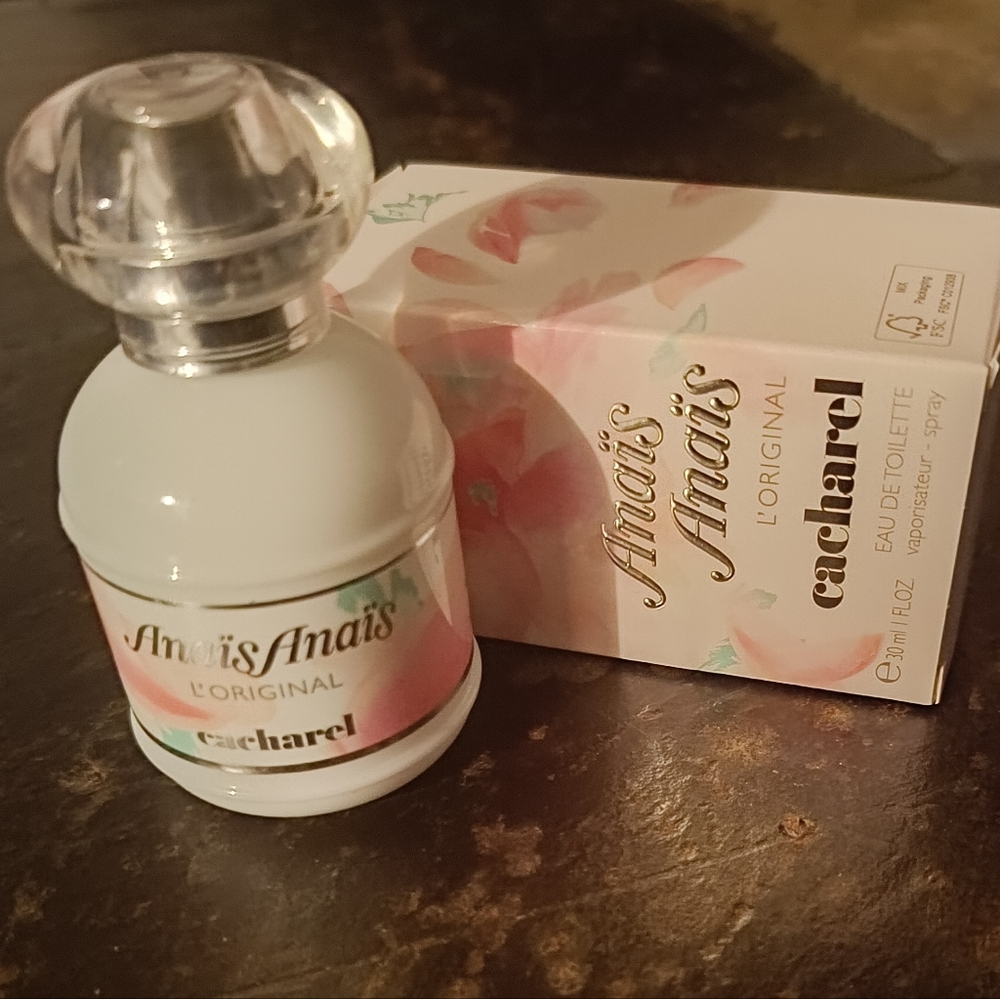 🌸Cacharel Anaïs Anaïs L'Original Eau de Toilette - Elegant White & Pink Bottle
